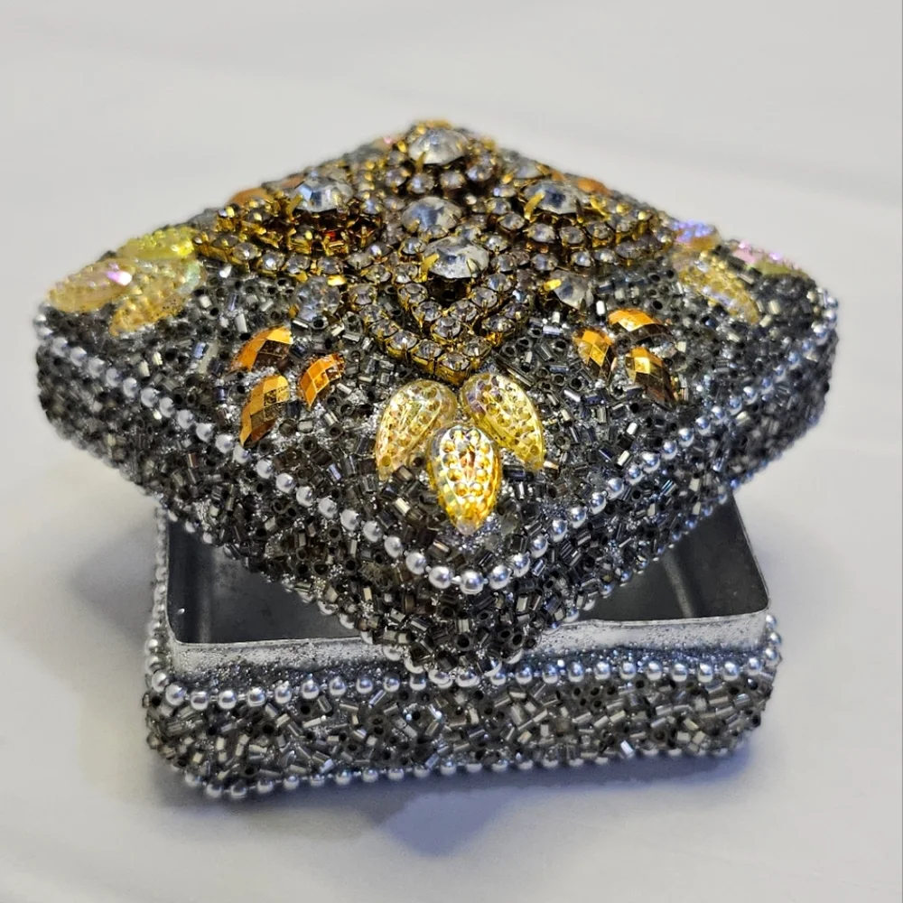 Boho Beaded Metal Trinket Box Silver & Gold Small Vintage L👀K Bombay Pier One ?
